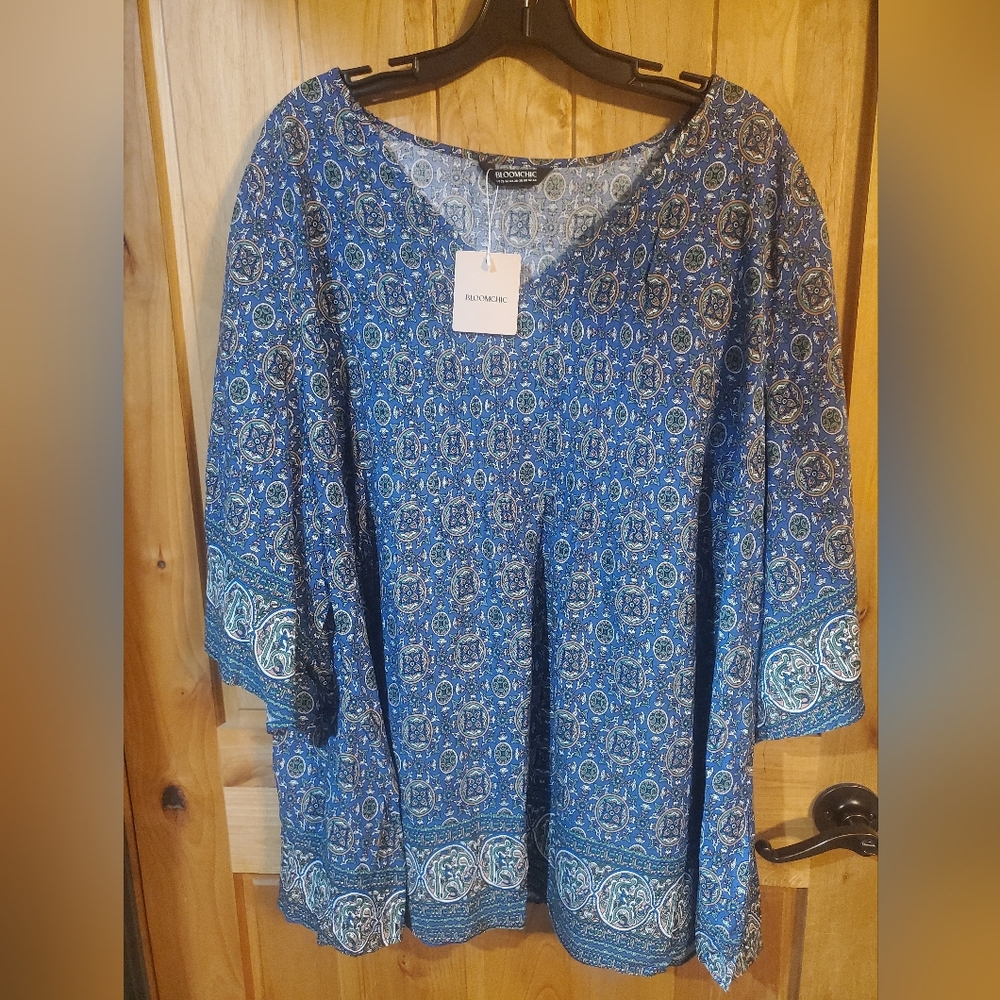 BloomChic Blue and White Patterned Blouse